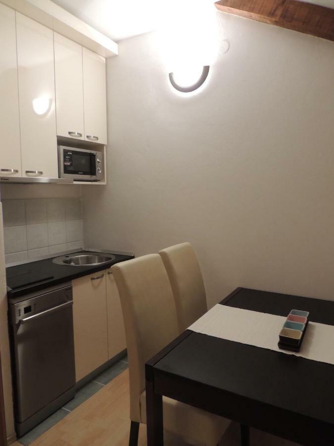 Apartments Villa Aurora Razanac Bagian luar foto