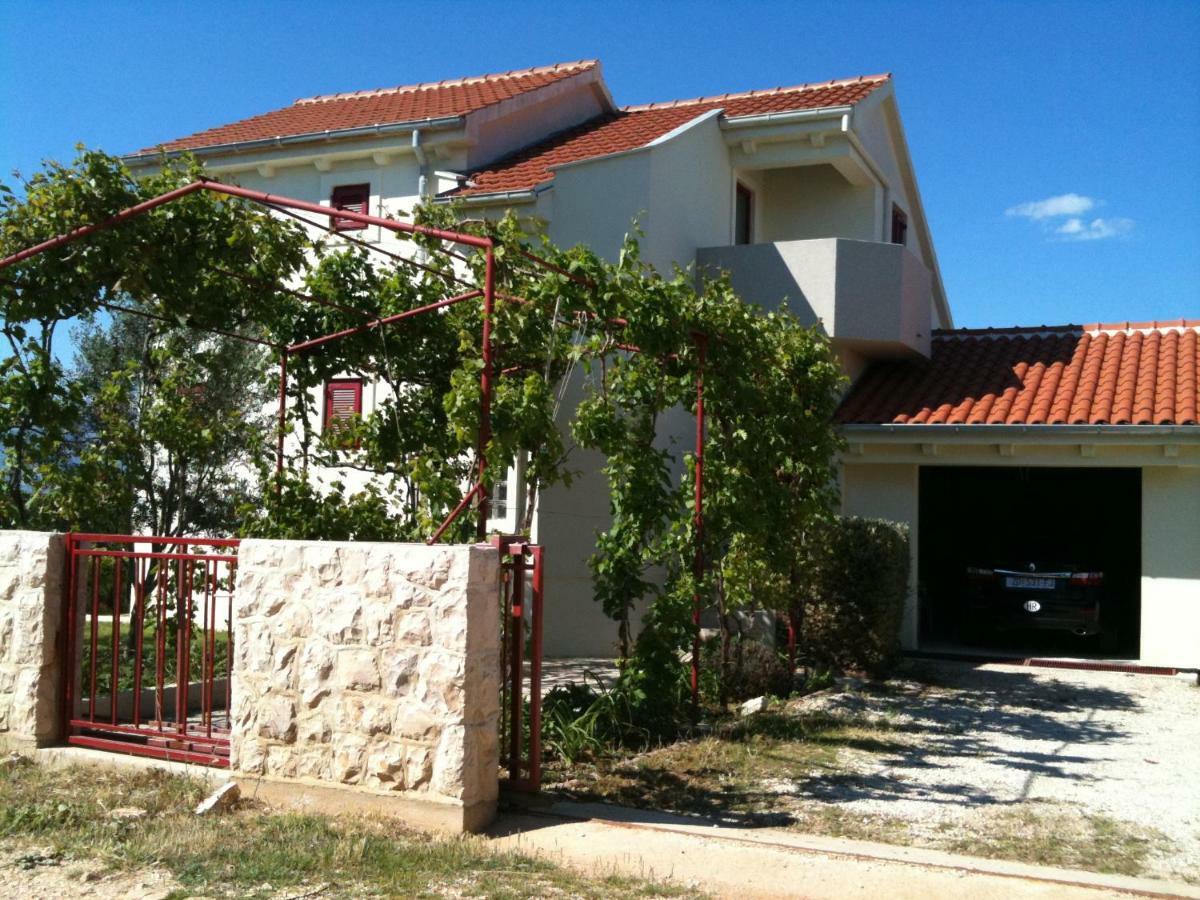 Apartments Villa Aurora Razanac Bagian luar foto